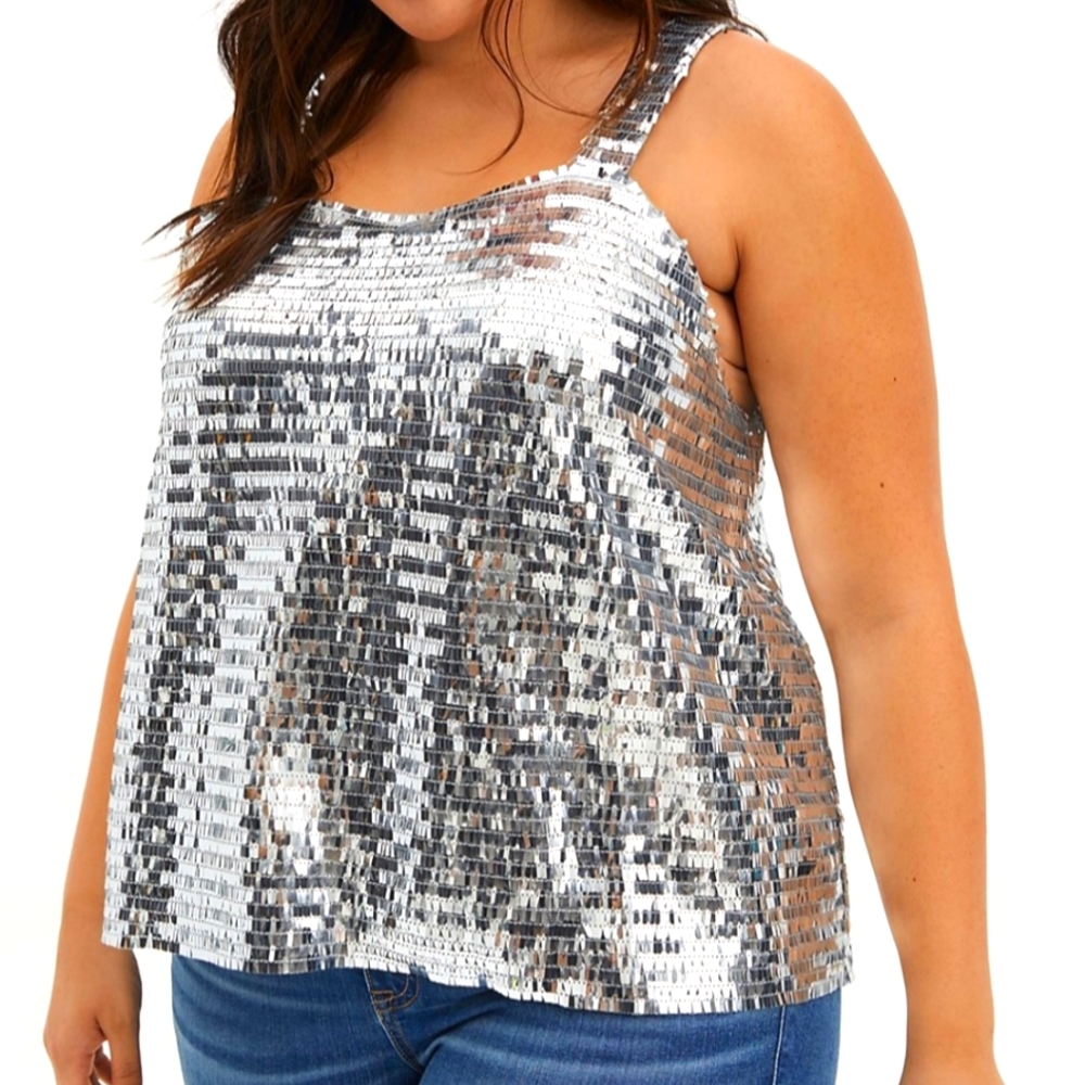 Torrid Silver Sequin Miditank sz 2, gently worn like new